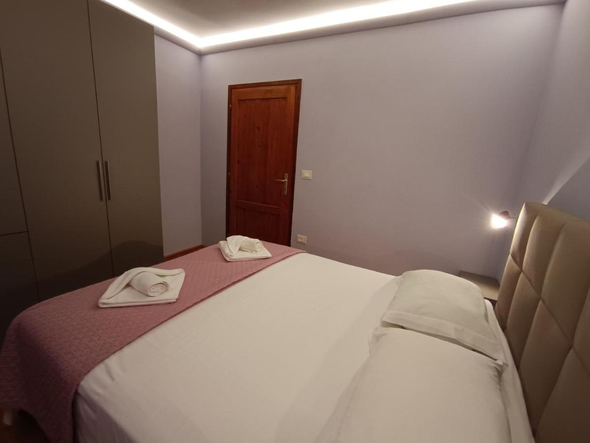 Moratto'S Apartments Umag Bagian luar foto